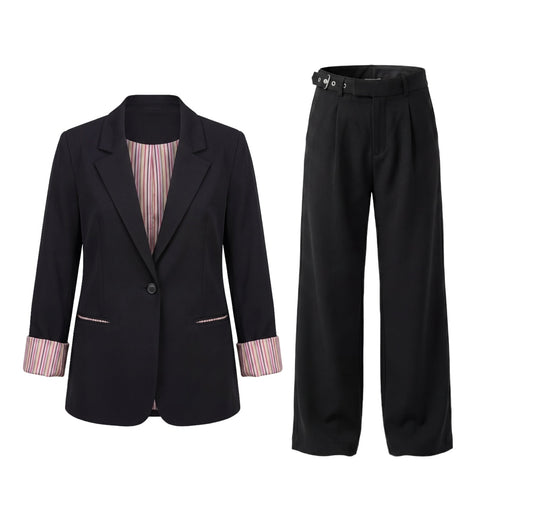 Striped Lining Black Suit